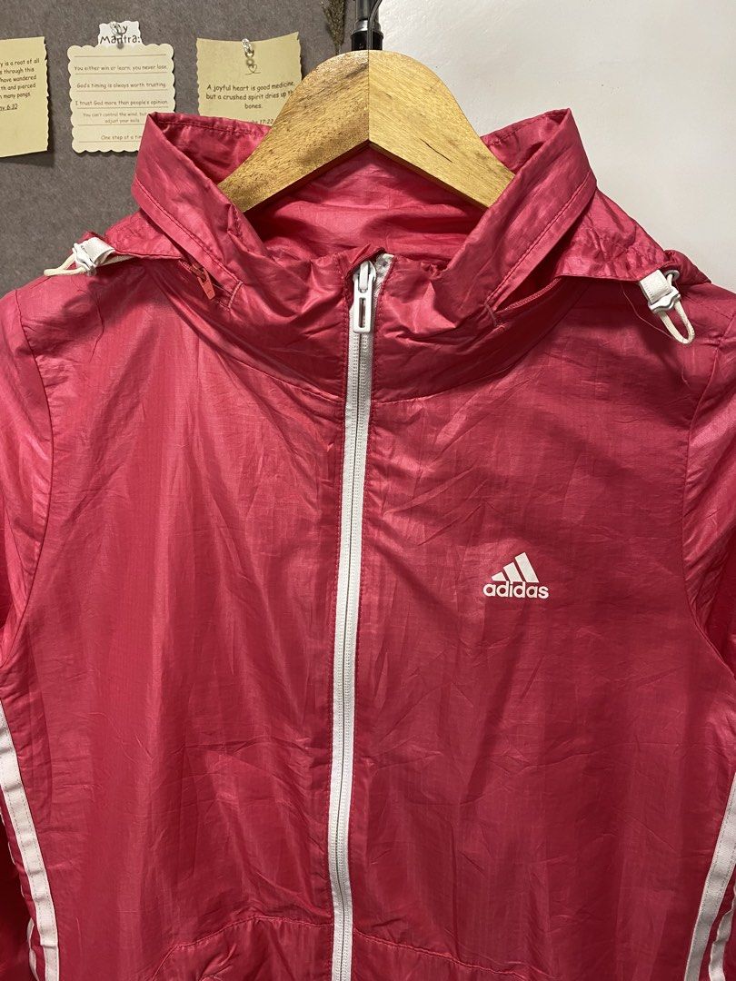 ADIDAS WINDBREAKER (Category: Coats, Jackets and Outerwear) located in Baguio. Submitted by fashionfinds1999 (Listing ID 1470095293, Image 2). Description: 📐 Measurements: • Shoulder-to-Shoulder: 20” • Pit-to-Pit: 21” • Length: 27”.