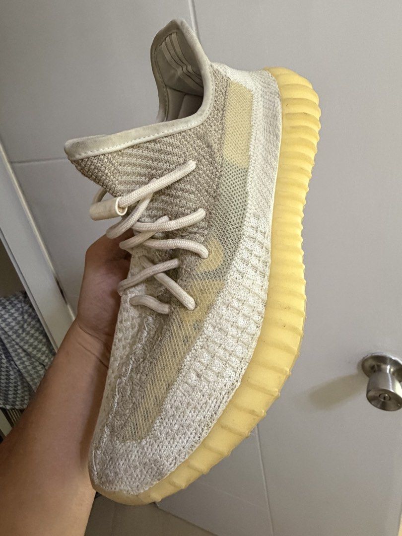 Adidas Yeezy (Category: Sneakers) located in San Fernando. Submitted by fityrion (Listing ID 1469972613, Image 3). Description: Adidas yeezy Size 9US BOUGHT IT SA JAPAN REPLACED BOX NEGO.