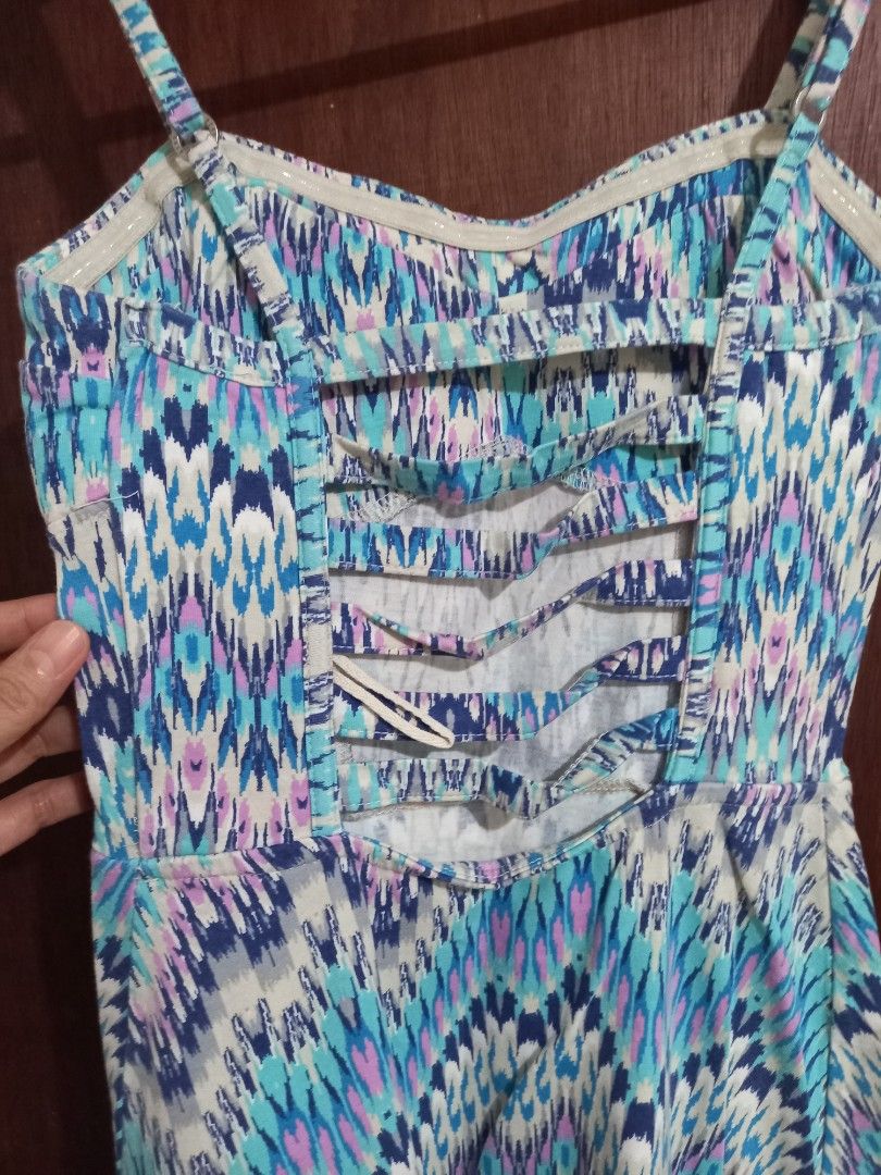 AEROPOSTALE MINI DRESS (Category: Dresses) located in Binangonan. Submitted by carou8124 (Listing ID 1470093024, Image 3). Description: •Color: Blue, mint & lavender print •Style: Spaghetti straps / sleeveless • Fit: Fitted bodice with flared skirt •Size xs to small •Perfect for casual days, brunch, dates, vacations, or summer OOTDs..