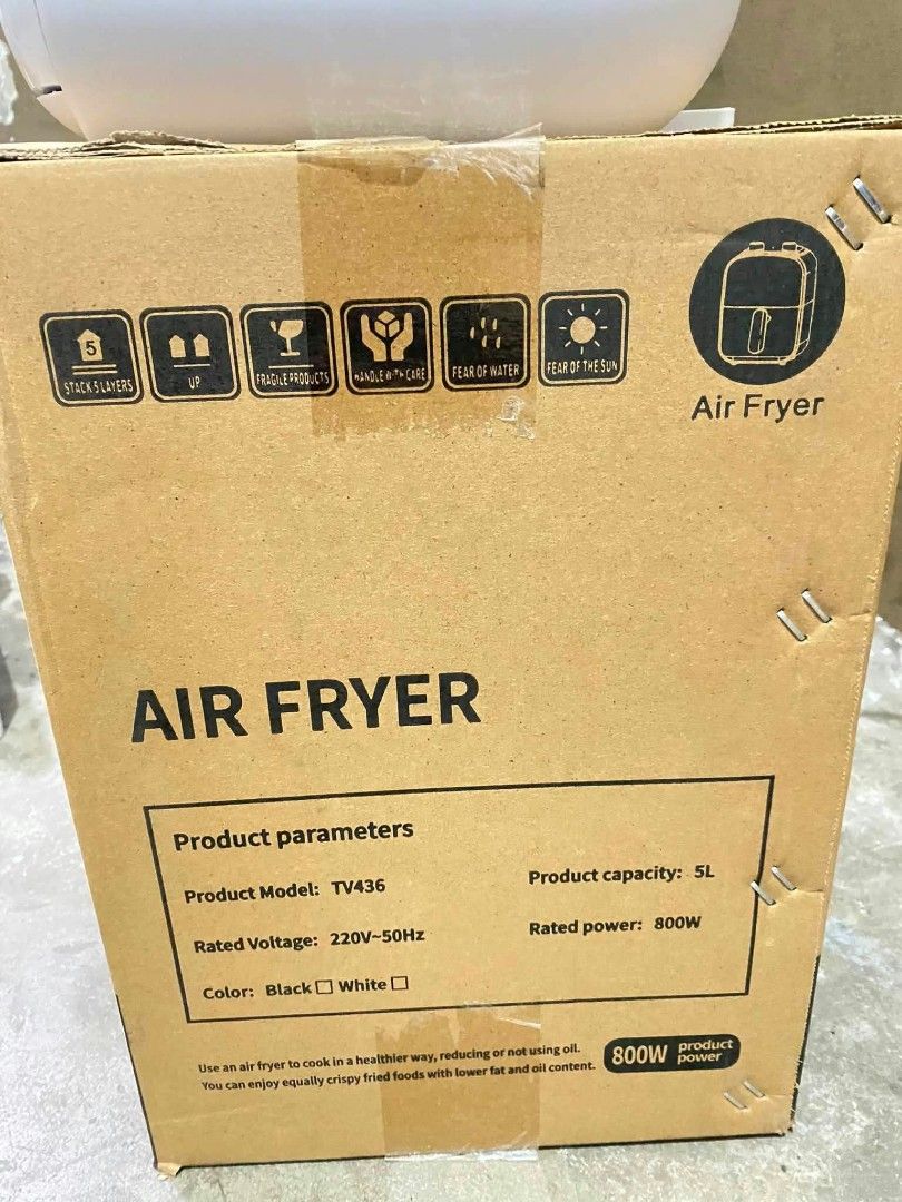 air fryer 5L (Category: Announcements) located in Manila. Submitted by je.assorted.item.26 (Listing ID 1469951383, Image 3). Description: .