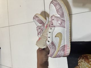 (Category: ) located in . Submitted by shopwithlele (Listing ID 1469961477, Image 1). Description: .