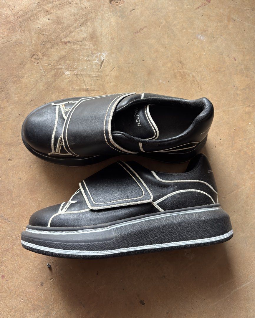 Alexander McQueen Court Sneaker (Category: Babies & Kids Fashion) located in Puerto Princesa. Submitted by 18arc (Listing ID 1470031669, Image 1). Description: Alexander McQueen Court Sneaker Size: EU 31 Good for 5-6 years old.