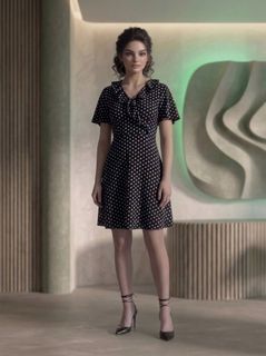 (Category: ) located in . Submitted by aithriftcloset (Listing ID 1470051549, Image 1). Description: .