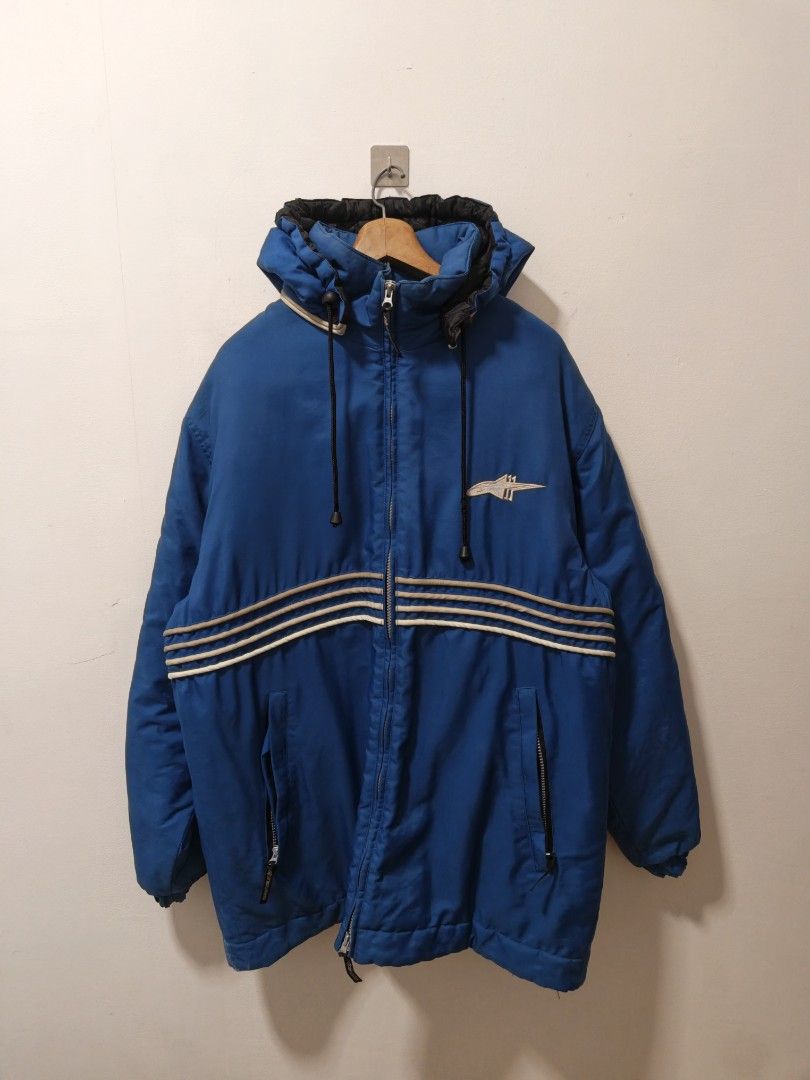Alpinestar Jacket (Category: Coats, Jackets and Outerwear) located in Manila. Submitted by aristothrift (Listing ID 1470036545, Image 1). Description: Detachable Hoodie Dimes: 24x34 Location: Antipolo Mode of payment: Gcash/BPI Shipping: Lalamove/J&T.
