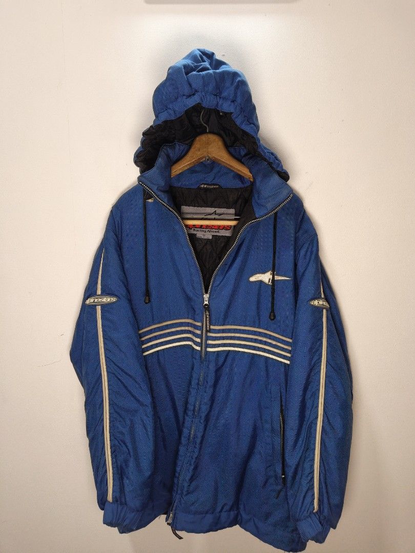 Alpinestar Jacket (Category: Coats, Jackets and Outerwear) located in Manila. Submitted by aristothrift (Listing ID 1470036545, Image 3). Description: Detachable Hoodie Dimes: 24x34 Location: Antipolo Mode of payment: Gcash/BPI Shipping: Lalamove/J&T.