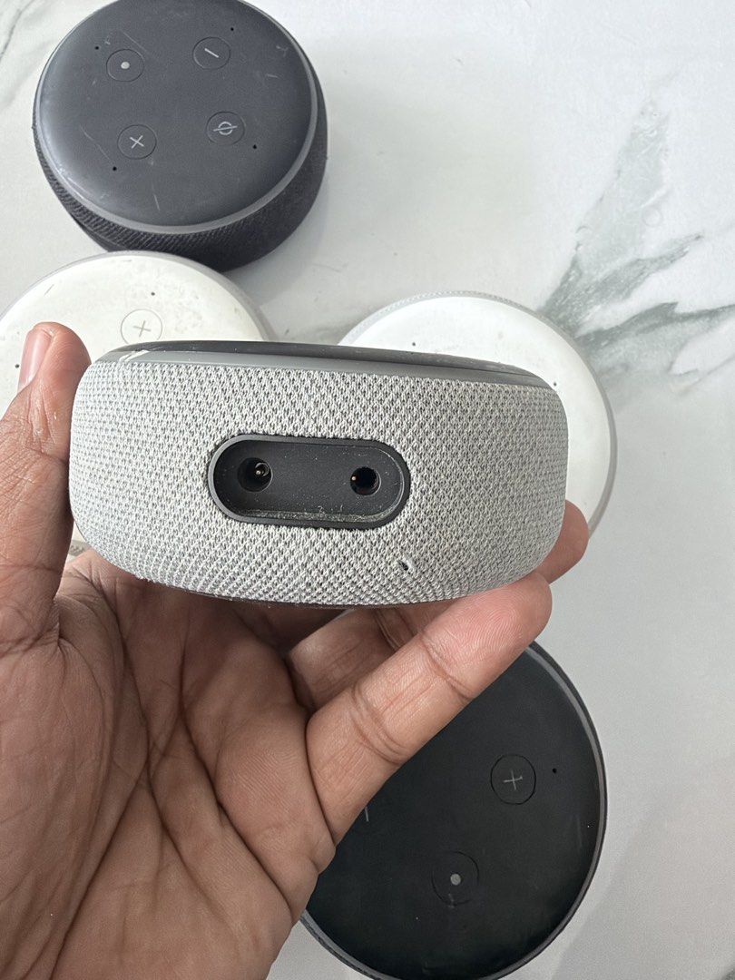Amazon echo Dot (Read Description) (Category: Entertainment Systems & Smart Home Devices) located in Kuala Lumpur. Submitted by julian_balogh (Listing ID 1470054167, Image 3). Description: Amazon Echo Dot I am clearing my older stock. Operation is uncertain, so I am selling each unit as it stands. No warranty or testing service. Everything will be sold together. No cables or accessories are included. The total is six units..