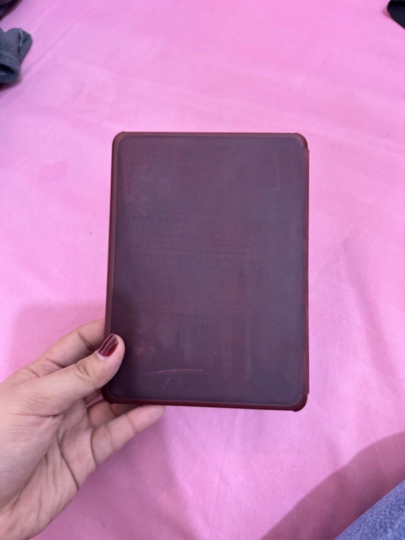 Amazon Ruby Leather Case Magnetic (Category: Cases & Sleeves) located in Manila. Submitted by kimmymatcha (Listing ID 1470087370, Image 2). Description: .