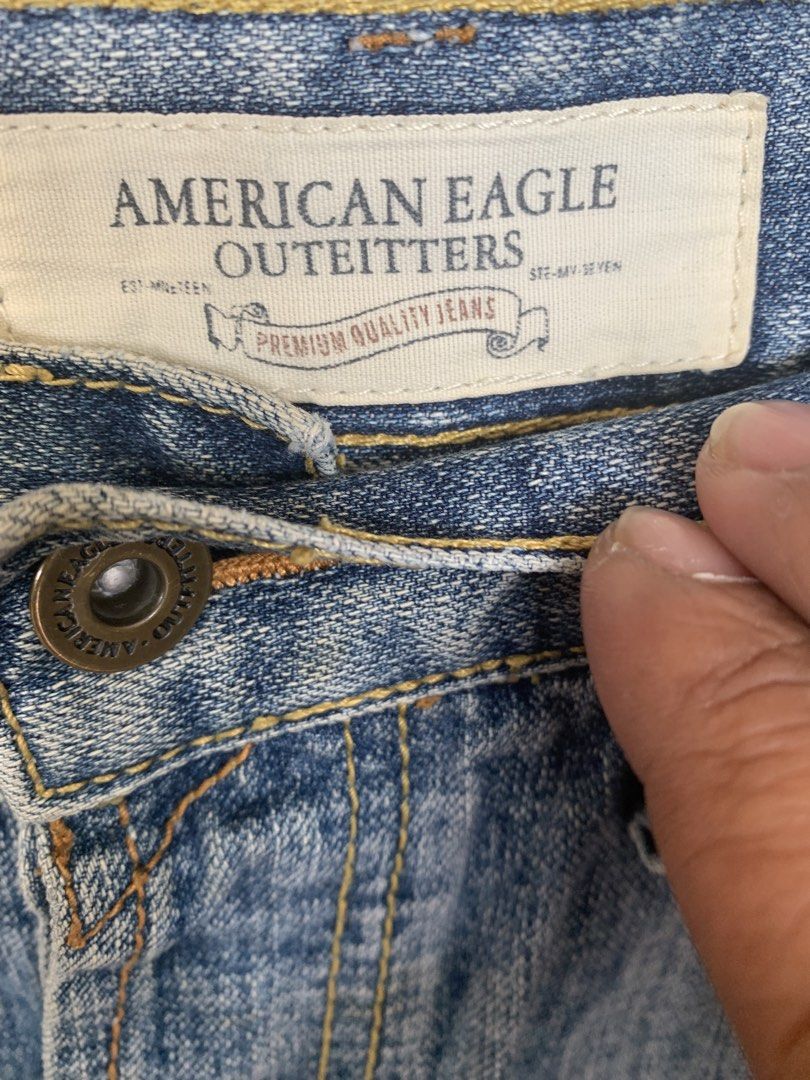 American Eagle Outfitters Bootcut Jeans Size 32 (Category: Jeans) located in Marawi City. Submitted by biidnillah (Listing ID 1469976533, Image 3). Description: - Brand: American Eagle Outfitters - Size: 32 Bootcut - Wash: Light wash with vintage styling - Material: 100% durable cotton - Closure: Button fly - Pockets: Distinctive multi-pocket construction on front and back.