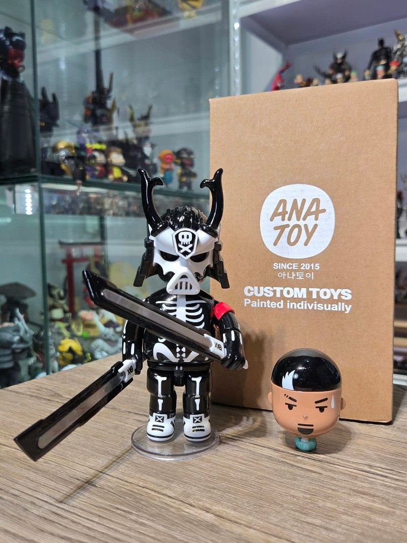 Ana Toy Custom Samurai Skeleton Figure with Box (Category: Figurines & Statues) located in Manila. Submitted by erolljames50196 (Listing ID 1470076719, Image 1). Description: ANATOY x QUICCS Ghost of Kurosawa 🏴‍☠️///👺 FOR OG COLLECTORS! ❗️LIMITED EDITON of 50pcs Worldwide! (Numbered on feet) ✅️Complete with Box! Brandnew Condition ☑️BELOW SRP SALE: 13,500 ONLY Alt head included (Quiccs Head) GET YOURS NOW! 🤩 Dm me!.
