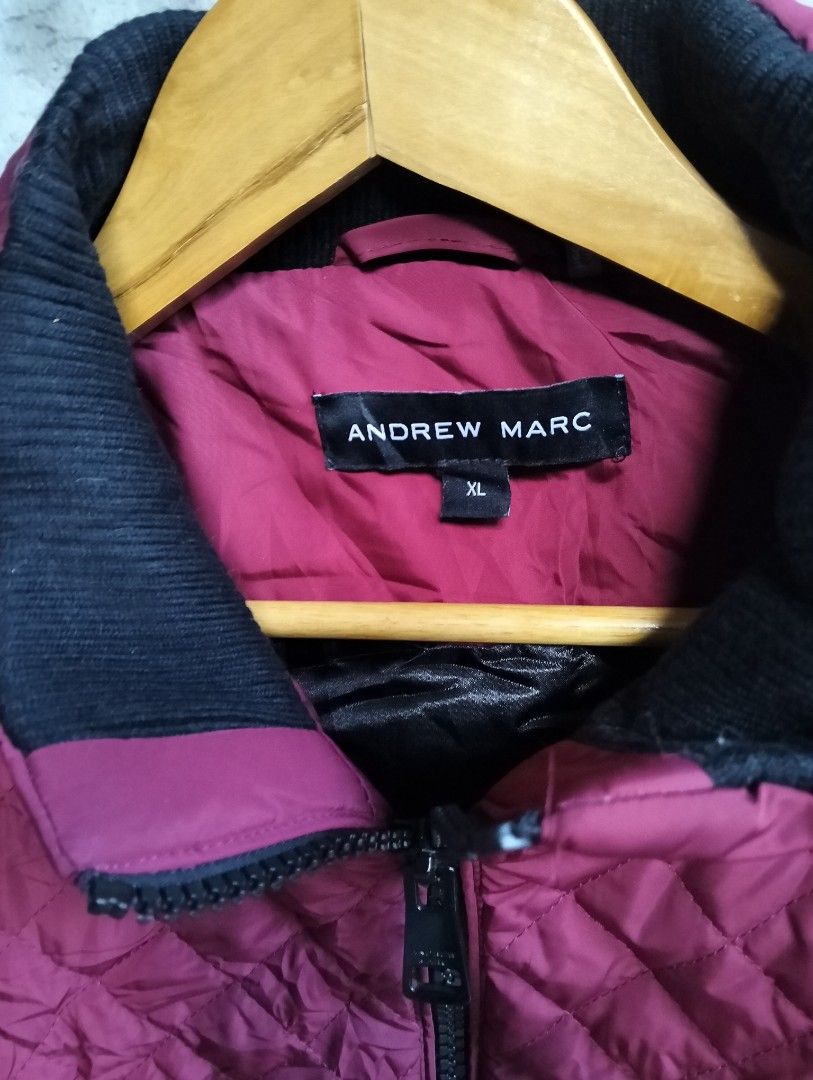 Andrew Marc puffer vest (Category: Coats, Jackets and Outerwear) located in Malolos. Submitted by rthrift2026 (Listing ID 1470035395, Image 2). Description: no issue.