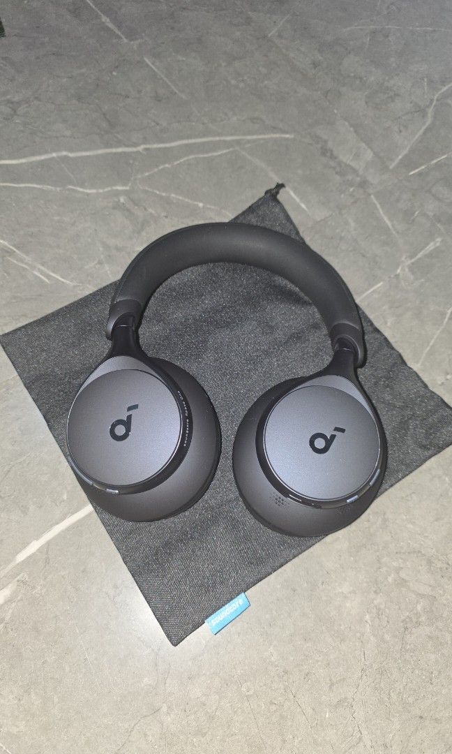 Anker Soundcore Space One ANC bnew condi (Category: Headphones & Headsets) located in Rizal. Submitted by caloyolo (Listing ID 1469953632, Image 1). Description: with box no issue bnew condition lalamove or Jnt plus Sf.