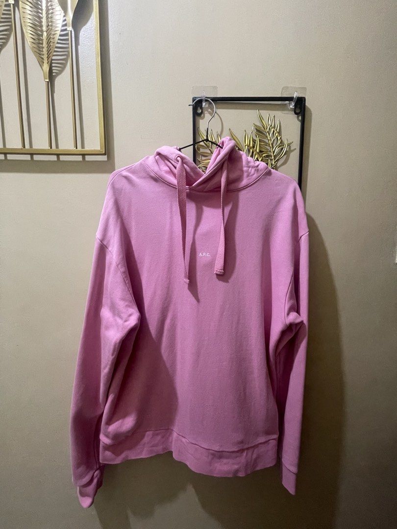 APC HOODIE JACKET (Category: Hoodies) located in Pasay City. Submitted by markmyluxuryph (Listing ID 1470048051, Image 1). Description: APC HOODIE JACKET Pre-loved 💯 Authentic Dimensions: 21 × 26.5 inches ₱3,500 + SF No return or exchange is allowed; mine if you are 100% sure. #MarkMyLuxuryPH DISCLAIMER: Mark MyLuxuryPH is not affiliated with any of the brands featured on our page. All copyrights belong to the original brand holder..