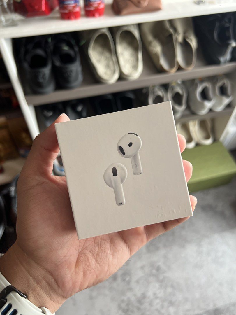 Apple AirPods 4 (w/ ANC) (Category: Earphones) located in Quezon City. Submitted by shaggieboi (Listing ID 1470049229, Image 1). Description: Barely used RFS - upgrading .