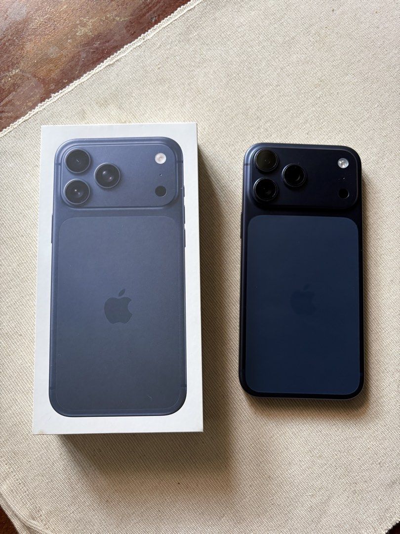 Apple iPhone 17 Pro Max (Category: iPhone 17 Series) located in Las Pinas. Submitted by cartby_a (Listing ID 1470039026, Image 2). Description: FOR SALE: iPhone 17 Pro Max 256GB – Deep Blue Details: * 256GB Storage * 100% Battery Health * Only 189 Battery Cycles * Barely Used – Excellent Condition * Purchased March 2026 * With Original Box * SMART-locked (SMART network) * Under Warranty Mode of Payment (MOP): Cash / GoTyme / BPI Meetup Location: 