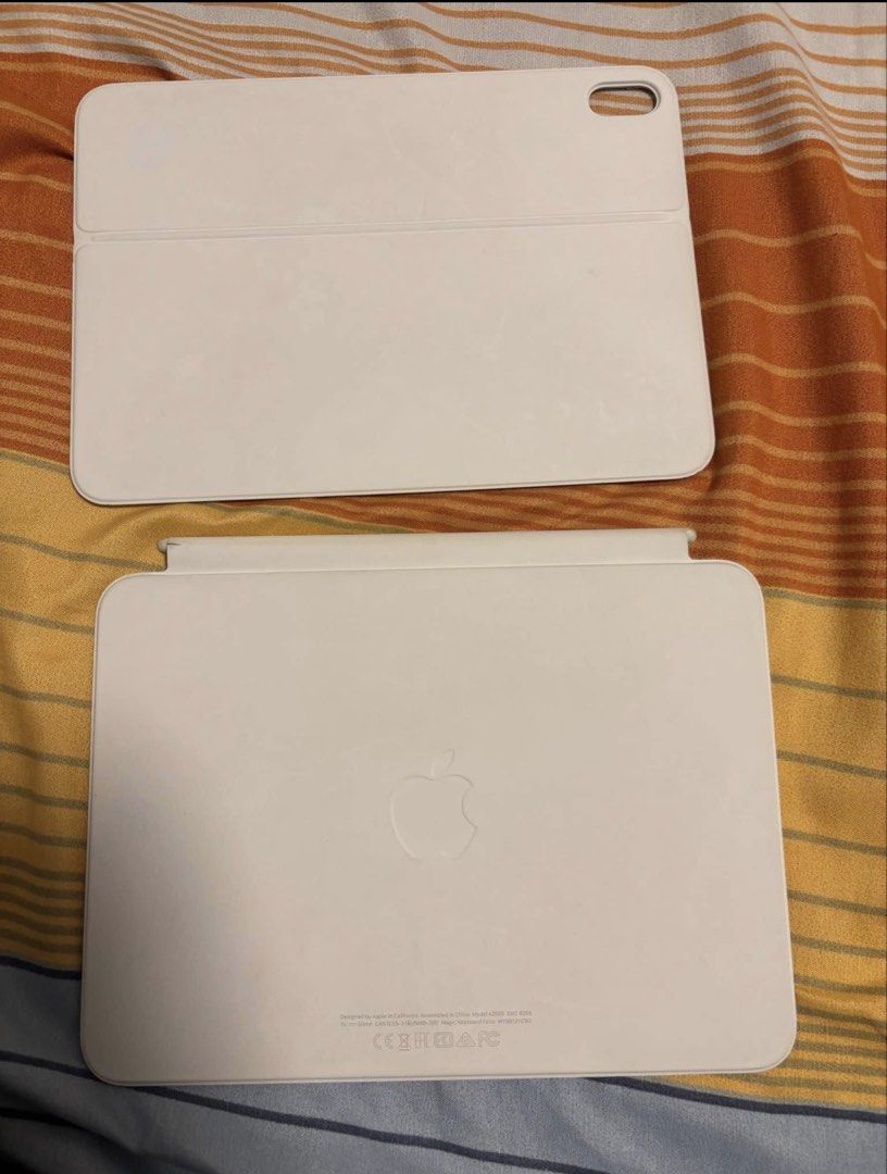 Apple Magic Keyboard Folio for iPad (Category: Laptops & Notebooks) located in Bulacan. Submitted by sopiyabbb (Listing ID 1469973504, Image 1). Description: - for a16 and 10th gen - see photo for condition - smudges, dirts - see photo for condition - can do meet up around mnl NEGOTIBALE AND CAN DO INSTALLMENT!!.