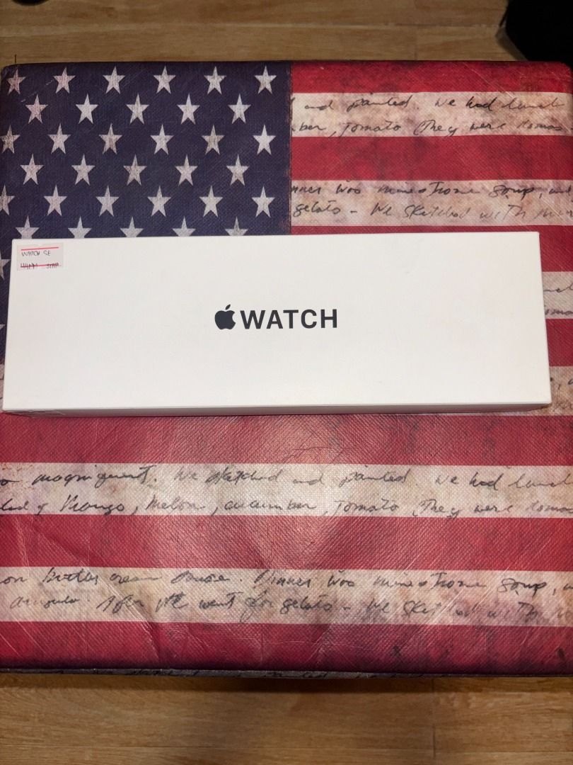 Apple Watch SE 44MM (Category: Wearables & Smart Watches) located in Caloocan City. Submitted by judynickcops (Listing ID 1470056839, Image 3). Description: .