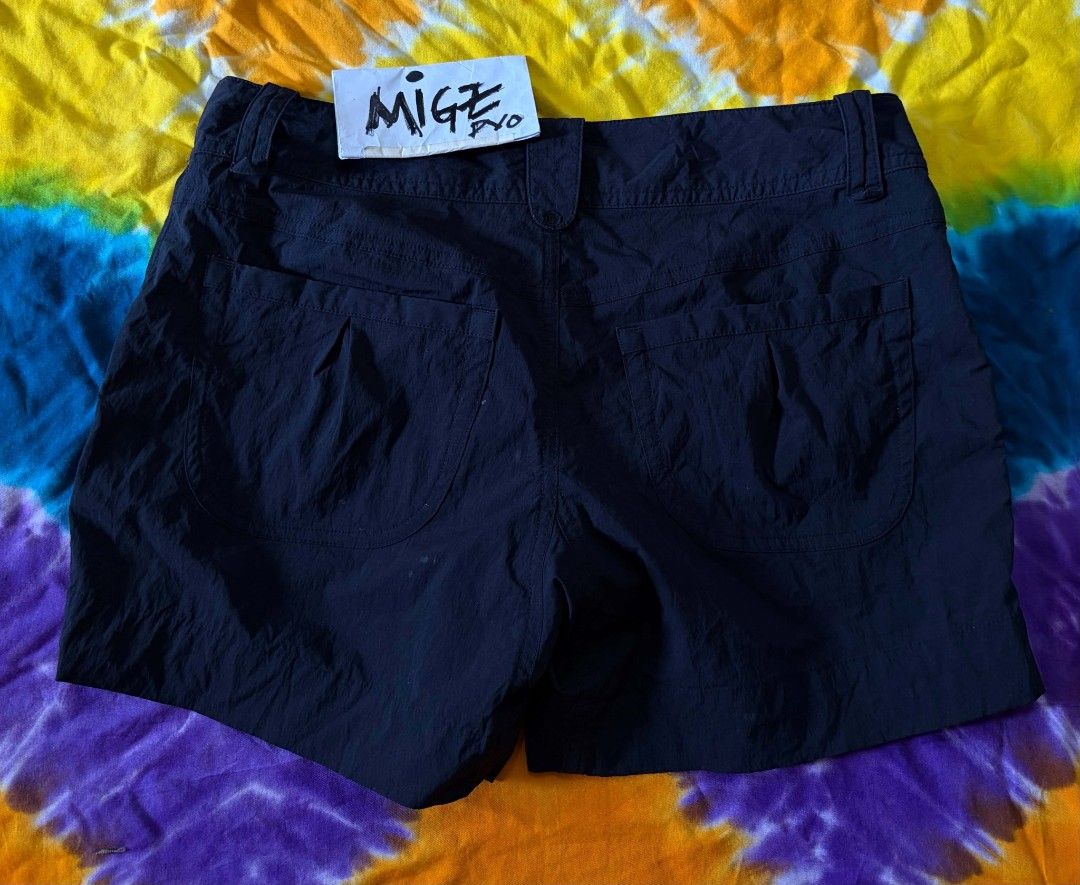 Arc'teryx Parapet Hiking Shorts (Category: Shorts) located in Davao. Submitted by juanmigzdvo (Listing ID 1469993686, Image 3). Description: Arc’teryx Parapet Hiking Shorts (Womens) Excellent ✅ size: Small (2) “29-31 W x 13 L” Php 850.00 PM for more Inquiry 😁….