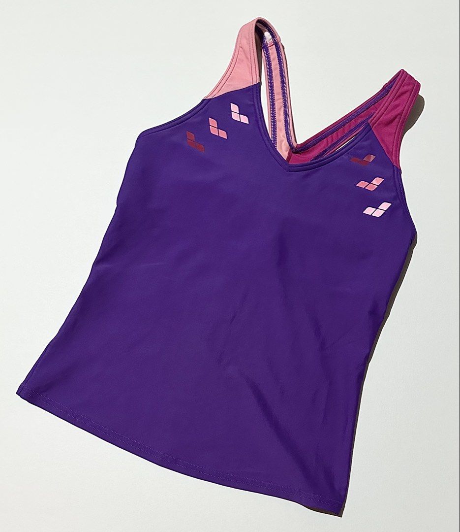 Arena Tank Top with Pad Slot (Category: Activewear) located in Manila. Submitted by reclaimed.shop (Listing ID 1470094036, Image 1). Description: 📩 DM us to claim or inquire for more details! Thank you!.