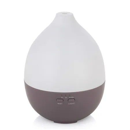 Aroma diffuser (Category: Home Fragrance) located in Singapore. Submitted by bunnyx2 (Listing ID 1470029917, Image 1). Description: - Brand: Xun Aroma Diffuser (Model: JY-022) - Water capacity: 200ml - Features 7 warm LED colors with gradual change or manual selection - Ultrasonic high-frequency vibrations for fine mist fragrance - Working modes: Continuous 2H/4H or intermittent 8H - Safety feature: Waterless automatic power off - Aromatherapy ra