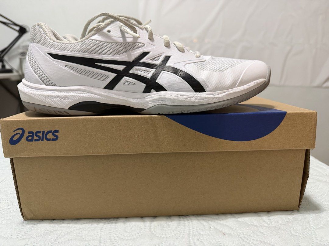 Asics Game FF (sz 10.5) (Category: Casual Shoes) located in Pasig City. Submitted by angelo.o (Listing ID 1470010683, Image 1). Description: Asics Game FF • Size 10.5 • Original (box included) • Used for indoor pickleball (9/10 condition) • RFS: Upgrade • Ayala Feliz | Sta Lucia Mall • ₱2,200 (negotiable).