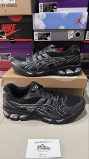 (Category: ) located in . Submitted by sneakergap (Listing ID 1470031636, Image 1). Description: .