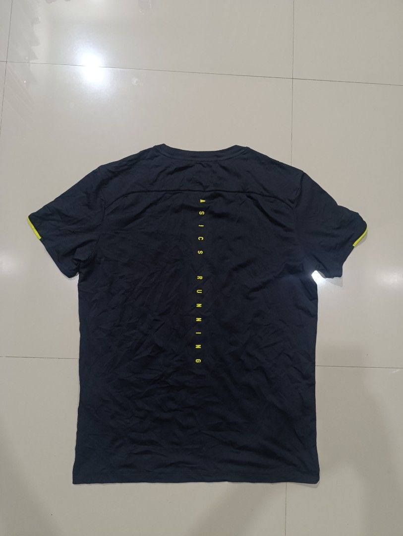 Asics Running T-shirt Size M (Category: Activewear) located in Davao. Submitted by idioticthrifter (Listing ID 1470123231, Image 3). Description: Pre- loved( medjo maliit sakin) - Color: Dark grey with neon yellow accents - Brand: Asics Running (logo on chest, vertical text on back) - Size: 95 (Medium, fits heights 170-180cm) - Material: Lightweight & breathable polyester-polyurethane blend - Origin: Made in Indonesia - Condition: Excellent activ