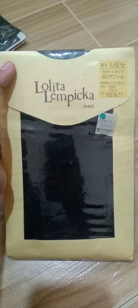 Assorted Designer Tights and Stockings Lot (Category: Socks & Tights) located in Gapan. Submitted by montesnora80204 (Listing ID 1469973076, Image 3). Description: - Brand new & sealed: All items are in their original packaging - Premium brands: Marie Claire, Polo, Kenzo, and Michiko Koshino - Variety of styles: Includes multiple deniers, colors (black, grey, nude), and designs - Size range: S-L and M-LL across the packs - Perfect bundle for ever