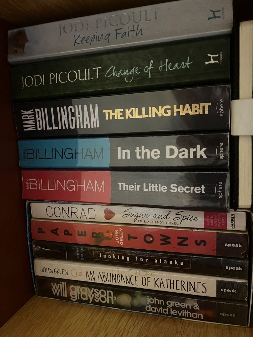 Assorted Fiction Paperbacks and Hardcovers (Category: Storybooks) located in Imus. Submitted by penny83155 (Listing ID 1470074590, Image 1). Description: - Fiction book bundle featuring bestselling authors: Jodi Picoult, Mark Billingham, John Green, and more - Included titles: Keeping Faith, Change of Heart, The Killing Habit, Paper Towns, Looking for Alaska, and others - Format: Mixed collection of hardcovers and paperbacks - Condition: Well-mai