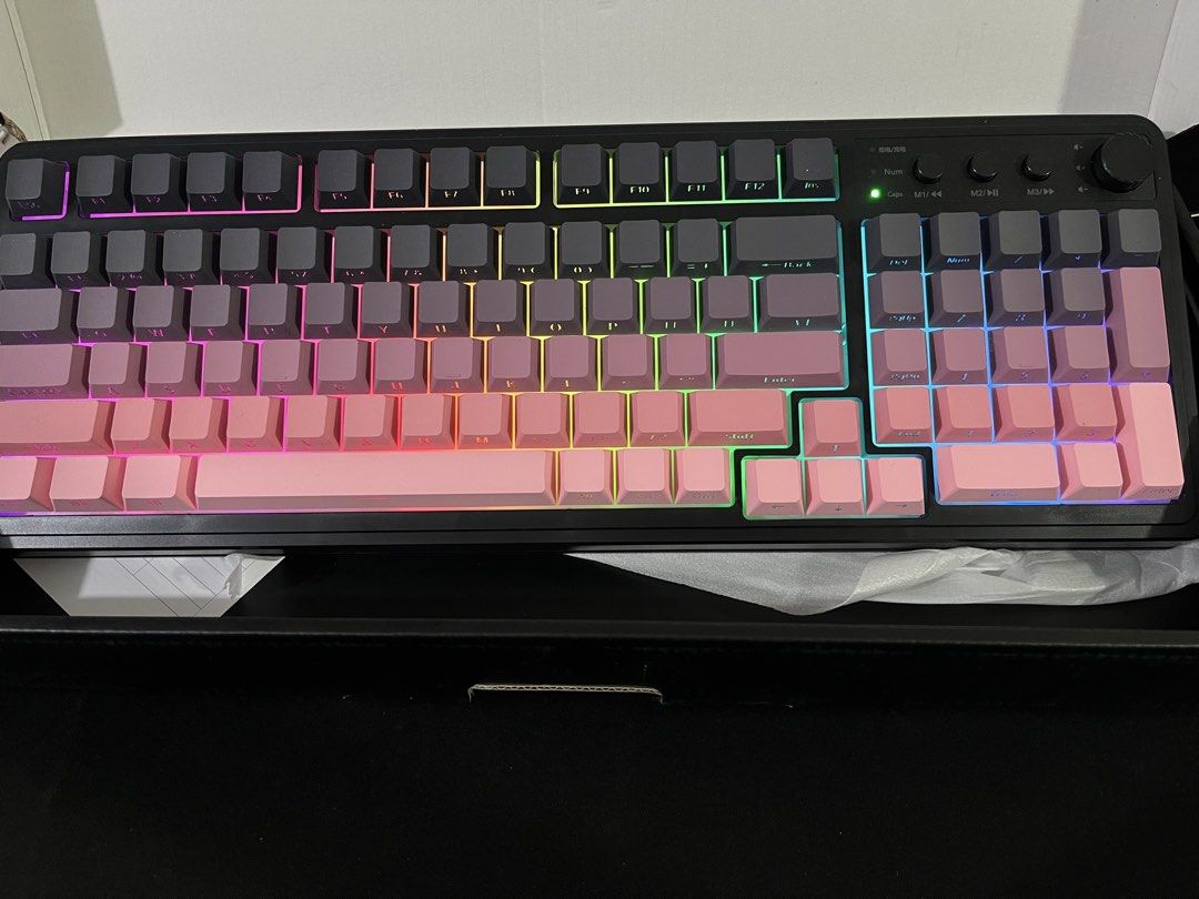 AULA S99 WIRELESS GAMING KEYBOARD (Category: Computer Keyboard) located in Caloocan City. Submitted by wannaaaa (Listing ID 1470104801, Image 1). Description: AULA.