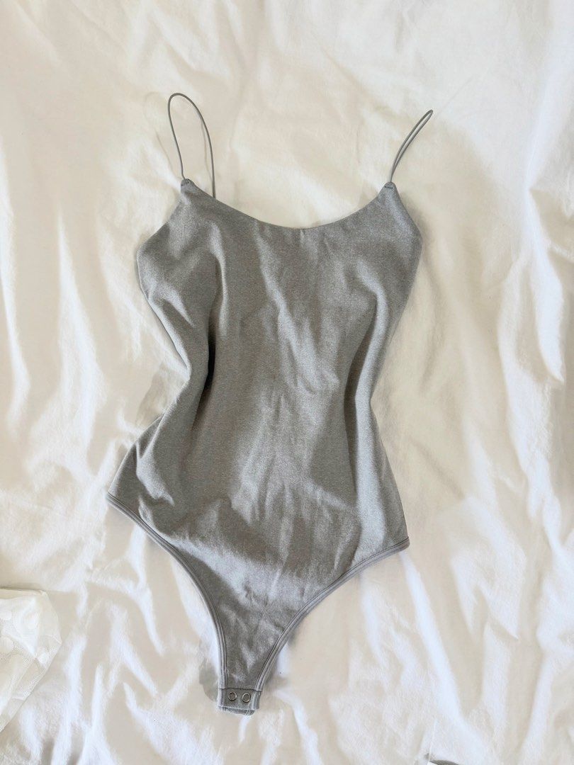 aura skims like gray bodysuit (Category: Sleeveless) located in Manila. Submitted by nicswhuut (Listing ID 1470116365, Image 1). Description: 📌can do lalamove (manila area only!) 📌j&t for outside manila 📌mop: gcash, maya, or metrobank 📌loc: sampaloc, manila 📌lp are posted UNLESS u r getting 2 or more items then i can give discount 🤗.