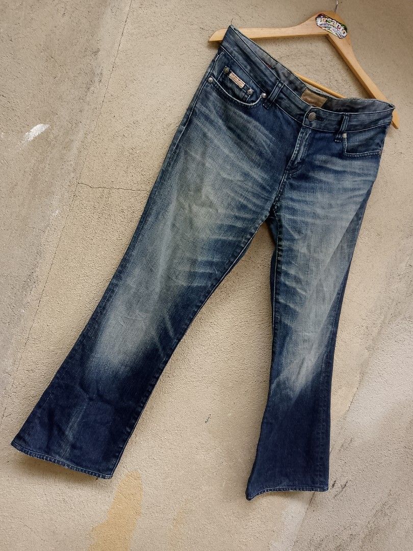 AUTHENTIC! " CALVIN KLEIN (y2k flared) WOMEN " (Category: Jeans) located in Danao, Cebu. Submitted by psychypymb40965 (Listing ID 1470050572, Image 3). Description: details are in first photo ‎pm/dm for other details,issues or transactions ‎negotiable! 👊😁 ‎2nd Account Available Shoes, Bags, Sandals, Slippers & more footwear just click the link below 💚👇😁❤️ or follow for update stocks. ‎https://www.carousell.ph/u/azaiahnere02/?t-id=PJuARdaOwh_