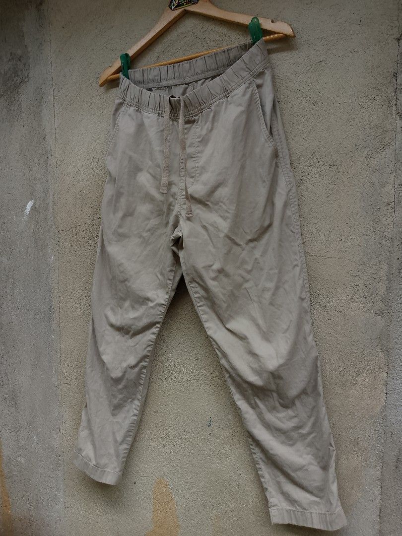 AUTHENTIC! " UNIQLO (ankle pants) MEN " (Category: Chinos) located in Danao, Cebu. Submitted by psychypymb40965 (Listing ID 1470051593, Image 2). Description: details are in first photo ‎pm/dm for other details,issues or transactions ‎negotiable! 👊😁 ‎2nd Account Available Shoes, Bags, Sandals, Slippers & more footwear just click the link below 💚👇😁❤️ or follow for update stocks. ‎https://www.carousell.ph/u/azaiahnere02/?t-id=PJuARdaOwh_179240