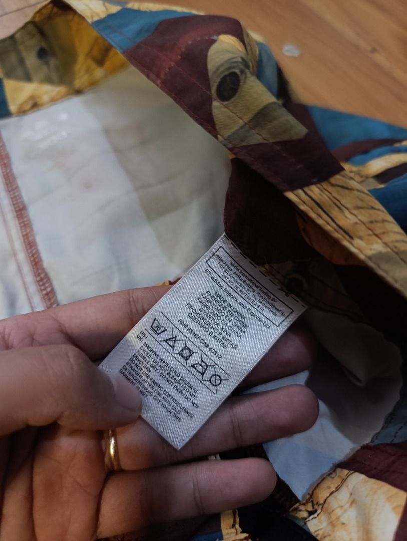 Authentic Adidas Geometric Board Short / Swim Trunk (Category: Shorts) located in Bulacan. Submitted by koritoo (Listing ID 1470012528, Image 3). Description: Authentic Adidas Geometric Board Short / Swim Trunk Good as new no issue Size XL Dimensions: 36 Width 21 Length 10 Hem Color rate: 10/10.