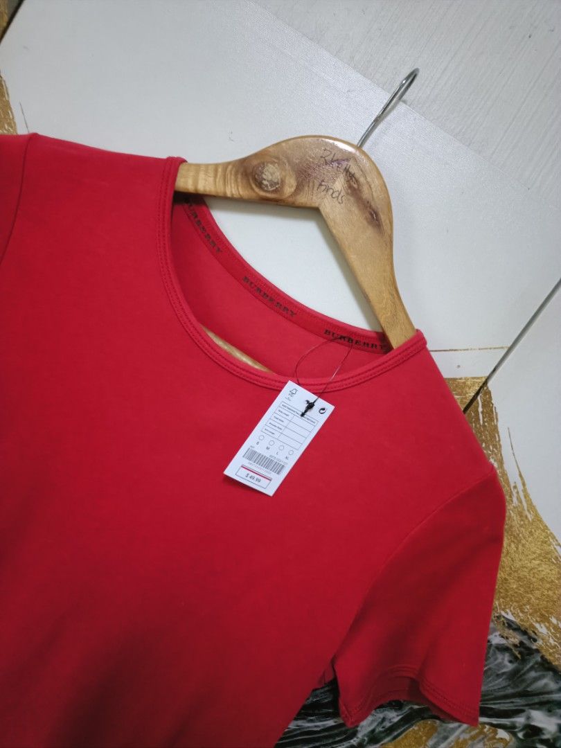 AUTHENTIC Burberry LONDON (Category: Activewear) located in Manila. Submitted by bvnnie (Listing ID 1470019326, Image 2). Description: AUTHENTIC Burberry LONDON.