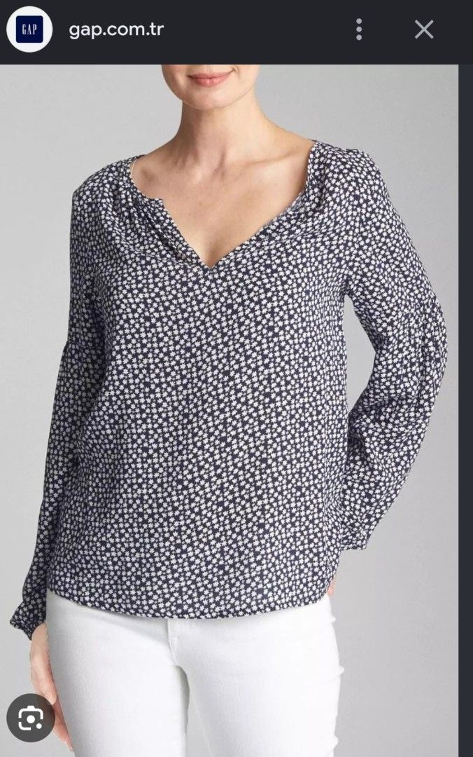 AUTHENTIC GAP Floral print long-sleeved blouse... (Category: Activewear) located in Manila. Submitted by bvnnie (Listing ID 1470062896, Image 1). Description: AUTHENTIC GAP Floral print long-sleeved blouse inches Armpit to Armpit/Widht 23.5 Lenght/24.5 back 26.5 fittings is Large Excellent Condition, Issue: Message if you have any other question about sizing. We do shipping nation wide I'm also A A open for video call so that you can see the item