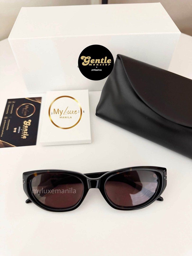 Authentic Gentle Monster - Boni T9 (With Box Set) (Category: Sunglasses & Eyewear) located in Manila. Submitted by myluxe.manila (Listing ID 1469974245, Image 1). Description: Want to cop yours? Order now & Receive it today! Onhand and ready to deliver ✨ ⭐️CELEBRITY TRUSTED SHOP ⭐️ 🤩 LOWEST PRICE IN THE MARKET 🤩 All Brand new and actual photos/videos posted Legit Import from Seoul, South Korea 🇰🇷 We accept cod same day delivery thru grab or l