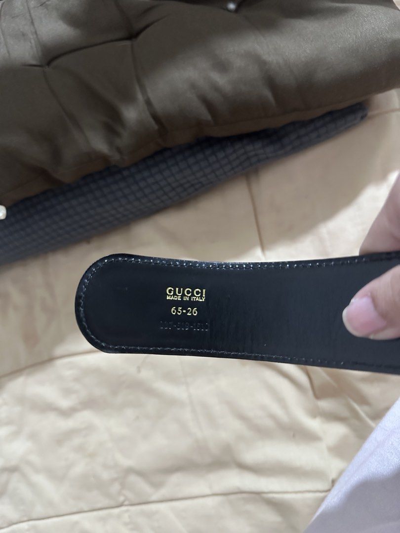 Authentic Gucci Belt (Category: Belts) located in Quezon City. Submitted by hennessyscloset (Listing ID 1470111679, Image 3). Description: Guaranteed authentic Gucci belt. With signs of usage, scratches on the strap but hardware is still in perfect gold no tarnish. Size 22-24 Rfs: No longer fit on me it can only fit on my waist 😅 Recommended for size 23-25 if you wanna use it for pants.