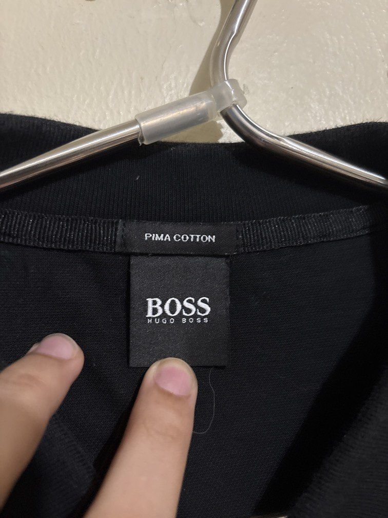 Authentic Hugo Boss (Category: Tshirts & Polo Shirts ) located in Muntinlupa City. Submitted by owrayttttt (Listing ID 1470129238, Image 2). Description: - Authentic Hugo Boss Polo shirt - Dimes is 22x28 - Complete tags - Needs to be washed, matagal hindi nagamit. - Free shipping via j&t.