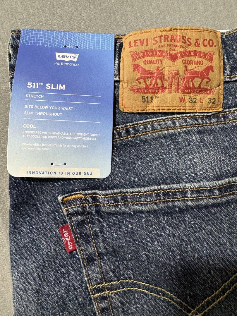 Men’s Levi's 511 Slim Stretch W32 L32 (Category: Jeans) located in Mandaluyong City. Submitted by raykin (Listing ID 1470012539, Image 2). Description: - Brand: Levi's 511 Slim Fit - Size: W32 L32 - Color/Wash: Medium Wash Denim - Condition: Brand new with original tags attached, never worn - Material: Cool performance stretch fabric, lightweight and breathable.