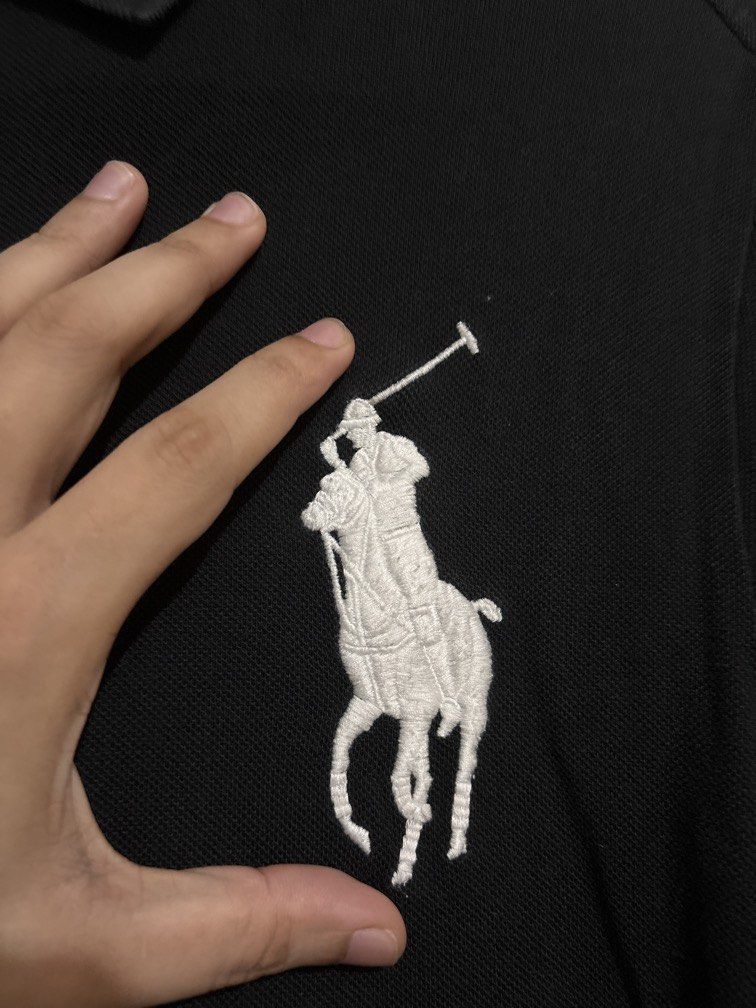Authentic Polo RL Big Pony (Category: Tshirts & Polo Shirts ) located in Muntinlupa City. Submitted by owrayttttt (Listing ID 1470130610, Image 3). Description: - Authentic Polo Ralph Lauren - Complete tags - Medium on tag - Dimes is 21x26 - Minor flaw, please see last photo - Free shipping via j&t.