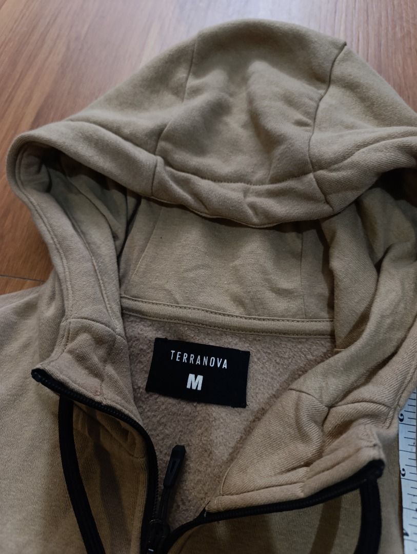 Authentic Terranova Fleece Zip up Jacket (Category: Coats, Jackets and Outerwear) located in Bulacan. Submitted by koritoo (Listing ID 1470017808, Image 2). Description: Authentic Terranova Fleece Zip up Jacket Good as new no issue Size M Dimensions: 20.5 Width 27.5 Length Color rate: 10/10.