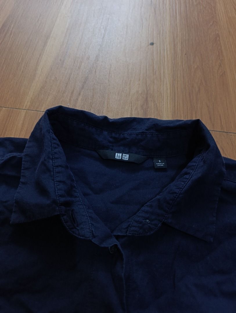 Authentic Uniqlo Polo (Category: Others Tops) located in Bulacan. Submitted by koritoo (Listing ID 1470017120, Image 2). Description: Authentic Uniqlo Polo Good as new no issue Size S Dimensions: 20 Width 19 Waist 22.5-24 Length Color rate: 10/10.