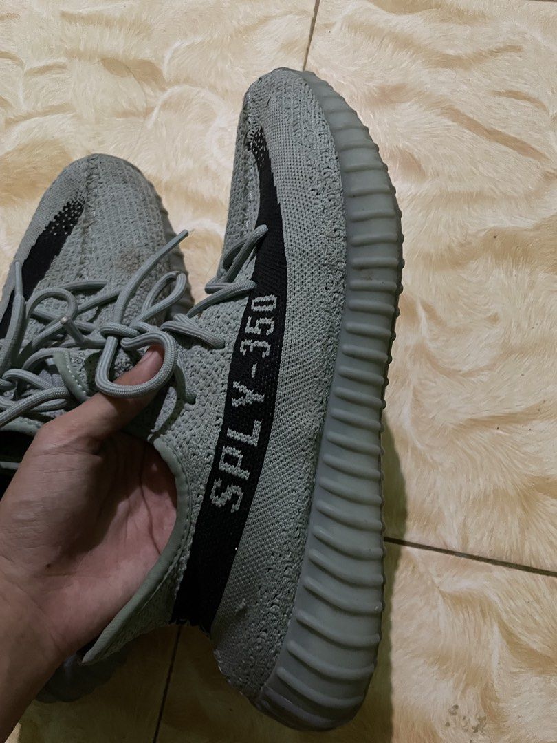 Authentic Yeezy Boost 350 V2 Salt - Size US 12 (Category: Sneakers & Footwear) located in San Quintin. Submitted by polasolah (Listing ID 1470119008, Image 2). Description: AUTHENTIC CHECK QR CODE Yeezy 350 V2 Salt | Size 12 US | 8/10 needs cleaning, as in condition .