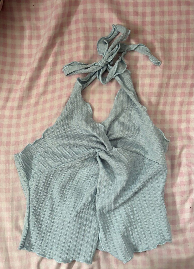 baby blue halter tie top (Category: Sleeveless) located in Manila. Submitted by iyahpreloved_ (Listing ID 1469972950, Image 2). Description: size S!.