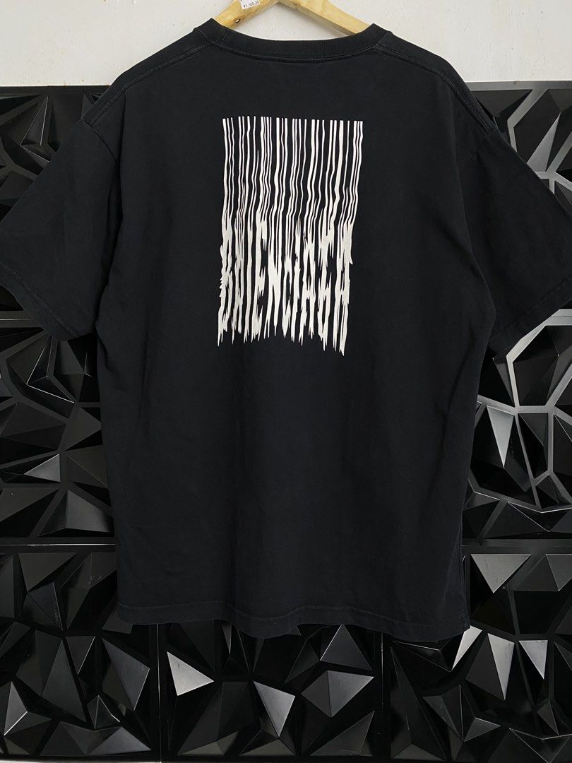 BALEN BARCODE/WATER FALL LOGO (Category: Coats, Jackets and Outerwear) located in Bulacan. Submitted by balenciaga_apparel01 (Listing ID 1470122325, Image 3). Description: BALEN BARCODE/WATER FALL LOGO - 22 WIDTH X 28.5 LENGTH - EXCELLENT CONDITION LIKE BNEW - COMPLETE TAGS - COLOR RATE: 9/10 - NO ISSUE - FREE SHIPPING NATIONWIDE - LOC BULACAN .