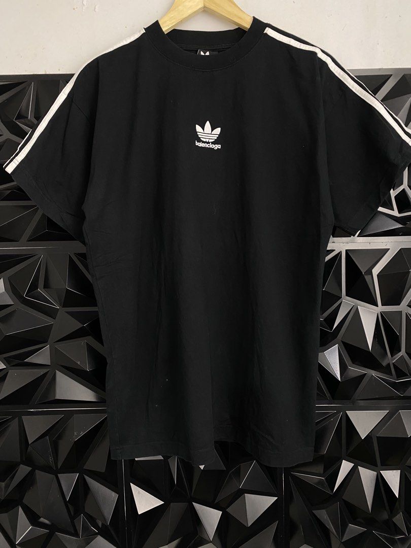 BALEN X ADIDAS STRIPES EMBROIDERED DESIGN (Category: Coats, Jackets and Outerwear) located in Bulacan. Submitted by balenciaga_apparel01 (Listing ID 1470121842, Image 1). Description: BALEN X ADIDAS STRIPES EMBROIDERED DESIGN - 22 WIDTH X 28 LENGTH - EXCELLENT CONDITION LIKE BNEW - COMPLETE TAGS - COLOR RATE: 9.5/10 - NO ISSUE - FREE SHIPPING NATIONWIDE - LOC BULACAN .