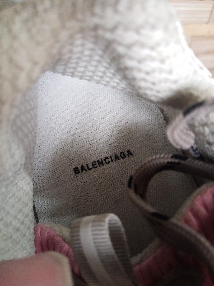 Balenciaga (Category: Sneakers) located in Zamboanga. Submitted by alminajammang19 (Listing ID 1469958312, Image 3). Description: authentic Balenciaga 3xl from Japan surplus.