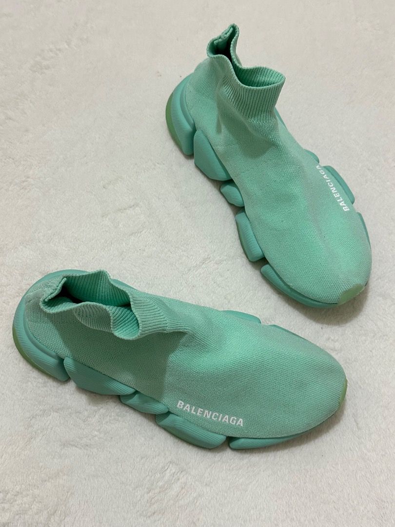 Balenciaga Speed Trainer Mint Green Size 36 (Category: Sneakers) located in Adams. Submitted by ni-collection26 (Listing ID 1470020138, Image 3). Description: - Brand: Balenciaga Speed Trainer - Color: Mint green with white logo - Size: EU 36 / UK 3 / US 6 / JP 24 - Material: Sock-style knit upper with chunky segmented sole - Origin: Made in Italy.