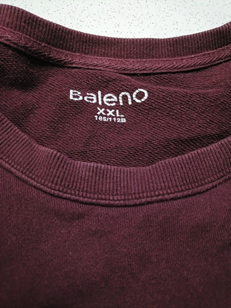 Baleno Make a Dream Maroon Sweatshirt XXL (Category: Coats, Jackets and Outerwear) located in Manila. Submitted by quartz.rewind (Listing ID 1470116343, Image 3). Description: "🔥 10% OFF if you buy any 2 items! / 15% OFF for 3+ items. Shipping can be combined to save you money. Valid this week only!" Description: Up for grabs is a comfortable, deep maroon/burgundy crewneck sweatshirt from Baleno. Features a unique, distressed textured box print 