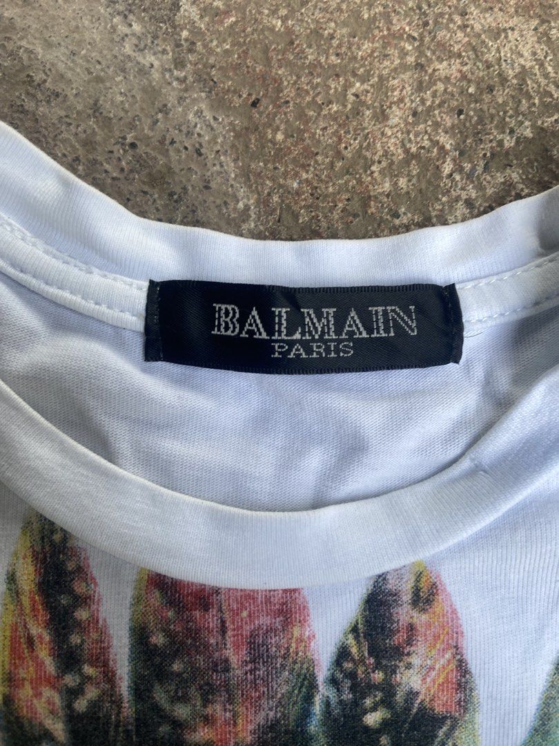 BALMAIN TANK TOP (Category: Tshirts & Polo Shirts ) located in El Salvador. Submitted by 00jiroo00 (Listing ID 1470093131, Image 3). Description: BALMAIN TANK TOP Dimensions: W - 15.5 L - 25 Details: excellent condition must have need wash minimal hairlines on print missing button Condition: 9/10 Color rate: 9/10 Swipe for more details… M: ₱500 📌 Before You Buy: 📃 Please read all item details carefully 📍 Payment-first policy applies ❌ No cance